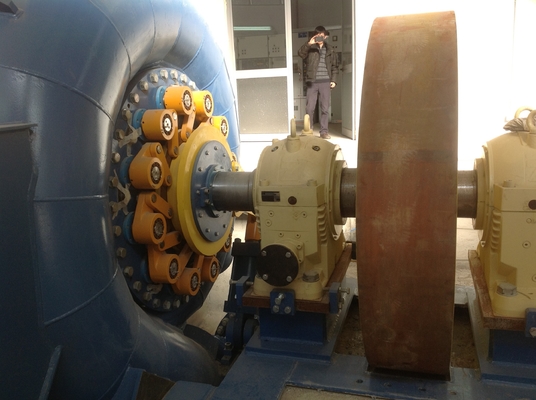 100KW Φράνσις υδροτριβάνι με σπειροειδή θήκη από ατσάλι άνθρακα και οδηγό