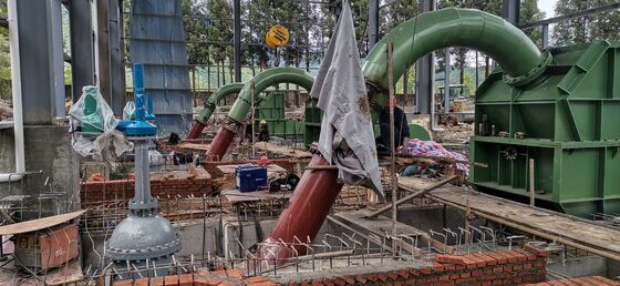 Προσαρμοσμένη γεννήτρια υδροστροβίλου πολλαπλών σεναρίων με διέγερση χωρίς ψήκτρες και καλώδια με πυρήνα χαλκού