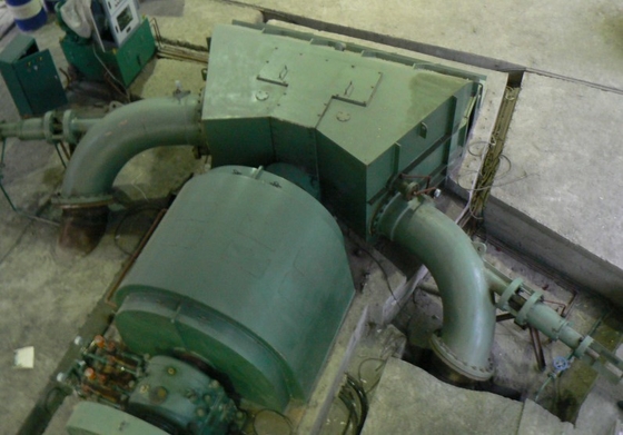 92% οριζόντιος στρόβιλος 2800kw Pelton μικροϋπολογιστών αποδοτικότητας για τις εγκαταστάσεις υδρο παραγωγής ενέργειας