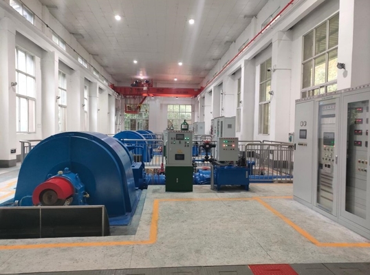 Κάθετο σχέδιο 1000kw 400V εγκαταστάσεων υδρο παραγωγής ενέργειας του Francis μίνι